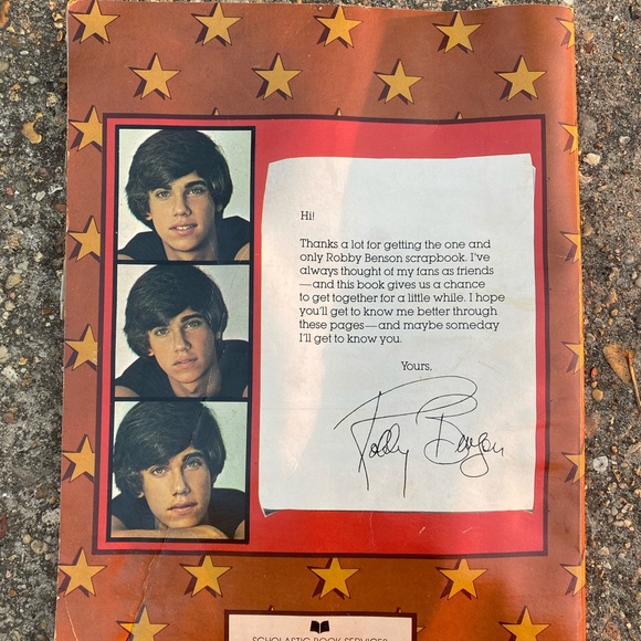 The Official Robby Benson Scrapbook - Picture 2 of 11